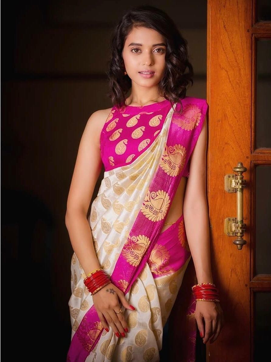 Kanjivaram Pink and Beige Soft Lichi Silk Traditional Saree With Unstitched Jacquard Women Blouse Piece