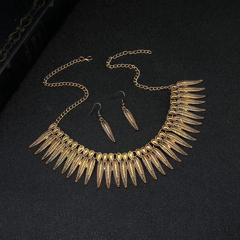 Vintage Gold Choker Indian Necklace Earring Sets
